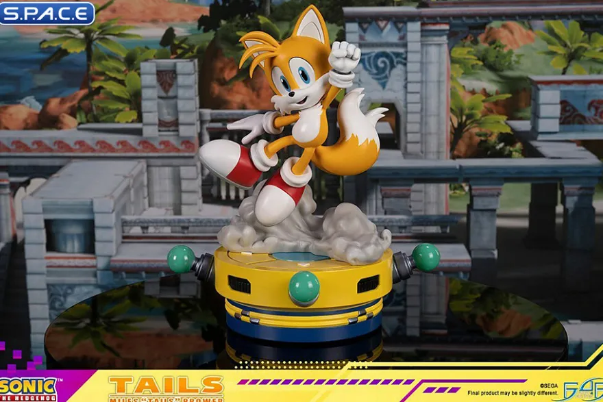 Tails Statue