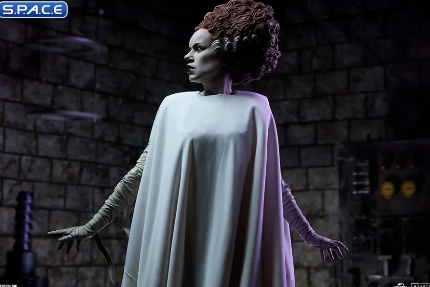 The Bride of Frankenstein Premium Format Figure - Mixed Media Version