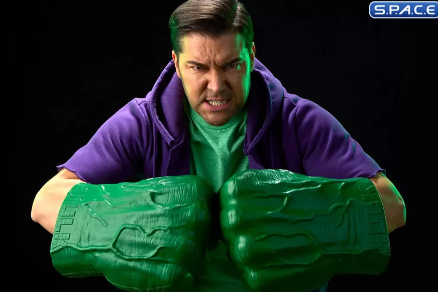 The Incredible Hulk Roleplay Fists