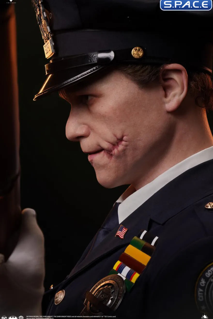 1:1 The Joker Police Uniform Life-Size Bust