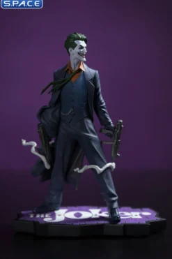 The Joker Purple Craze Statue by Gabriele Dell'Otto