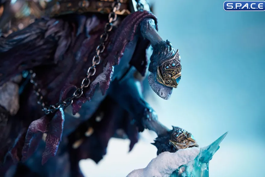 The Lich King & Invincible Statue