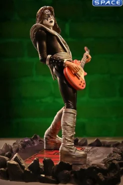 The Spaceman Rock Iconz Statue - Destroyer