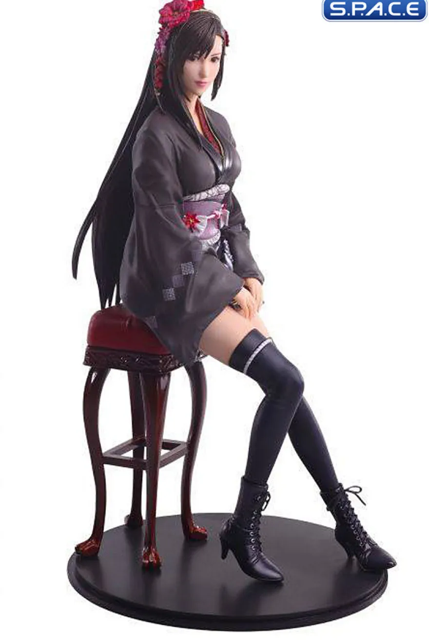 Tifa Lockhart Static Arts Statue - Exotic Dress Version