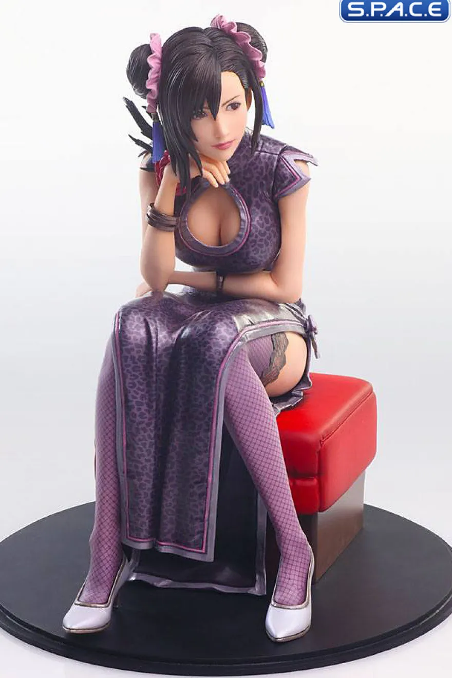 Tifa Lockhart Static Arts Statue - Sporty Dress Version
