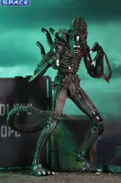 Ultimate Alien Warrior - brown Version