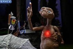 Ultimate Deluxe E.T. with LED Chest 40th Anniversary