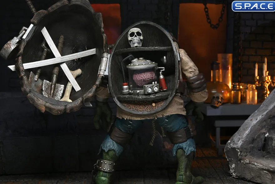Ultimate Leonardo as The Hunchback