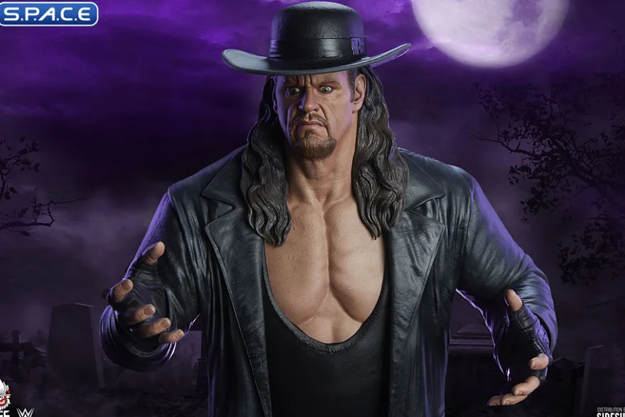 Undertaker »The Modern Phenom« Statue