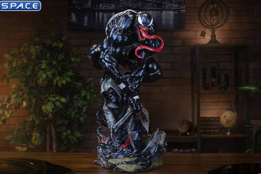 Venom Premium Format Figure