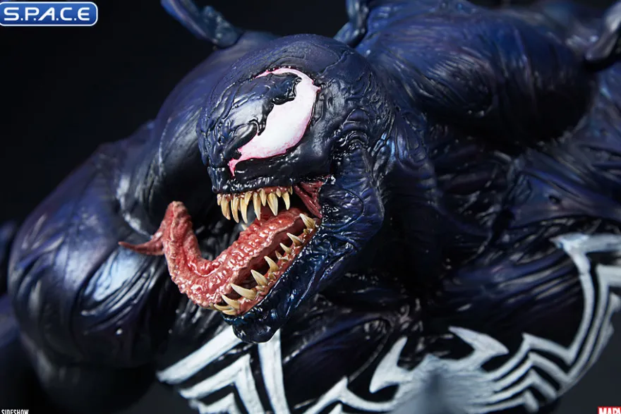 Venom Premium Format Figure