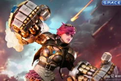 Vi Statue