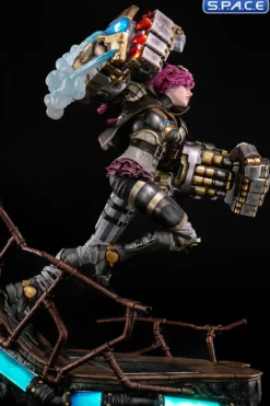 Vi Statue