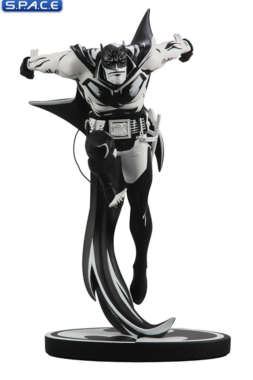 White Knight Statue by Sean Murphy