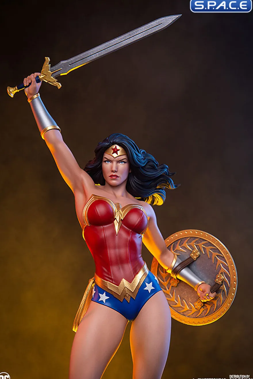 Wonder Woman Quarter Scale Maquette