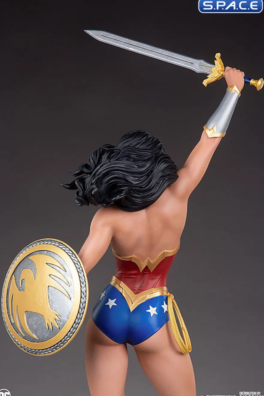 Wonder Woman Quarter Scale Maquette
