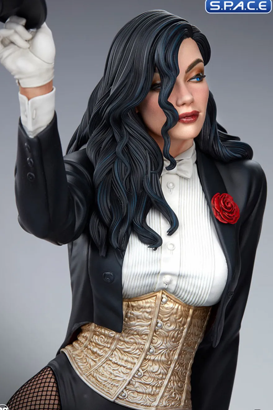 Zatanna Premium Format Figure