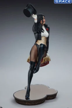 Zatanna Premium Format Figure