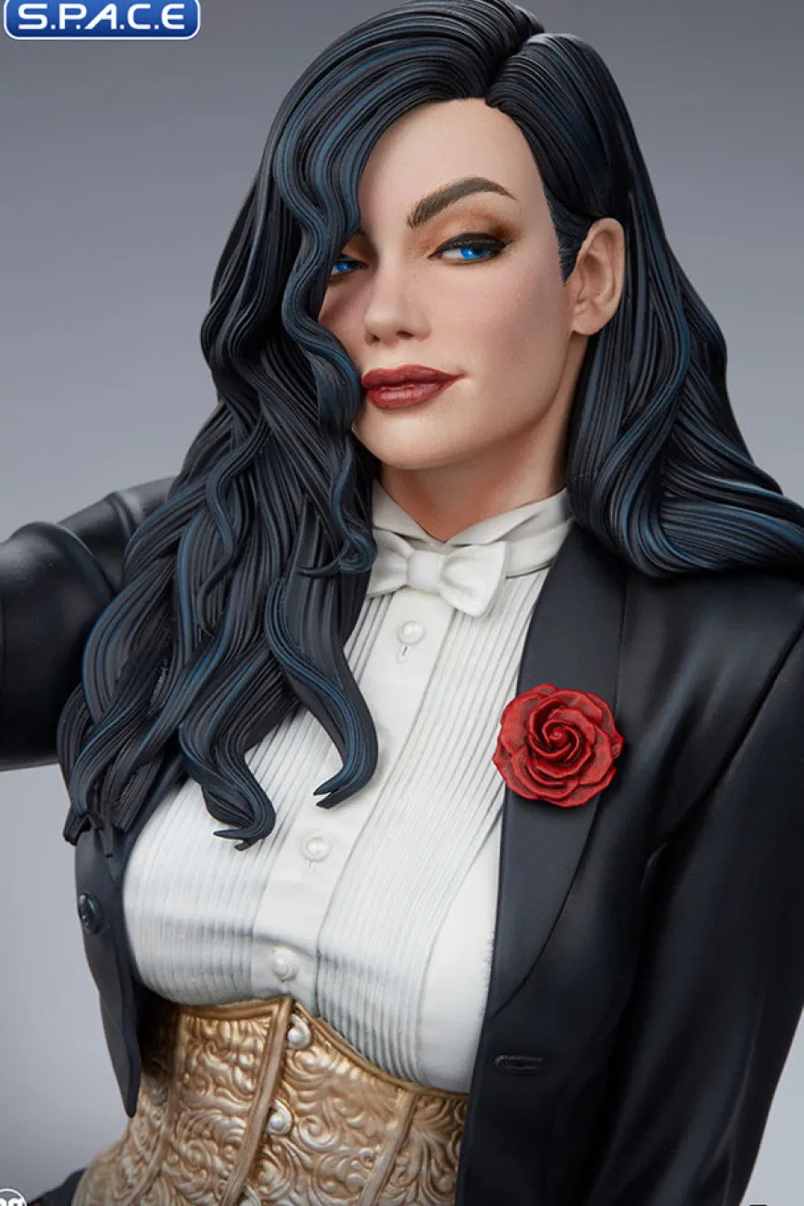 Zatanna Premium Format Figure