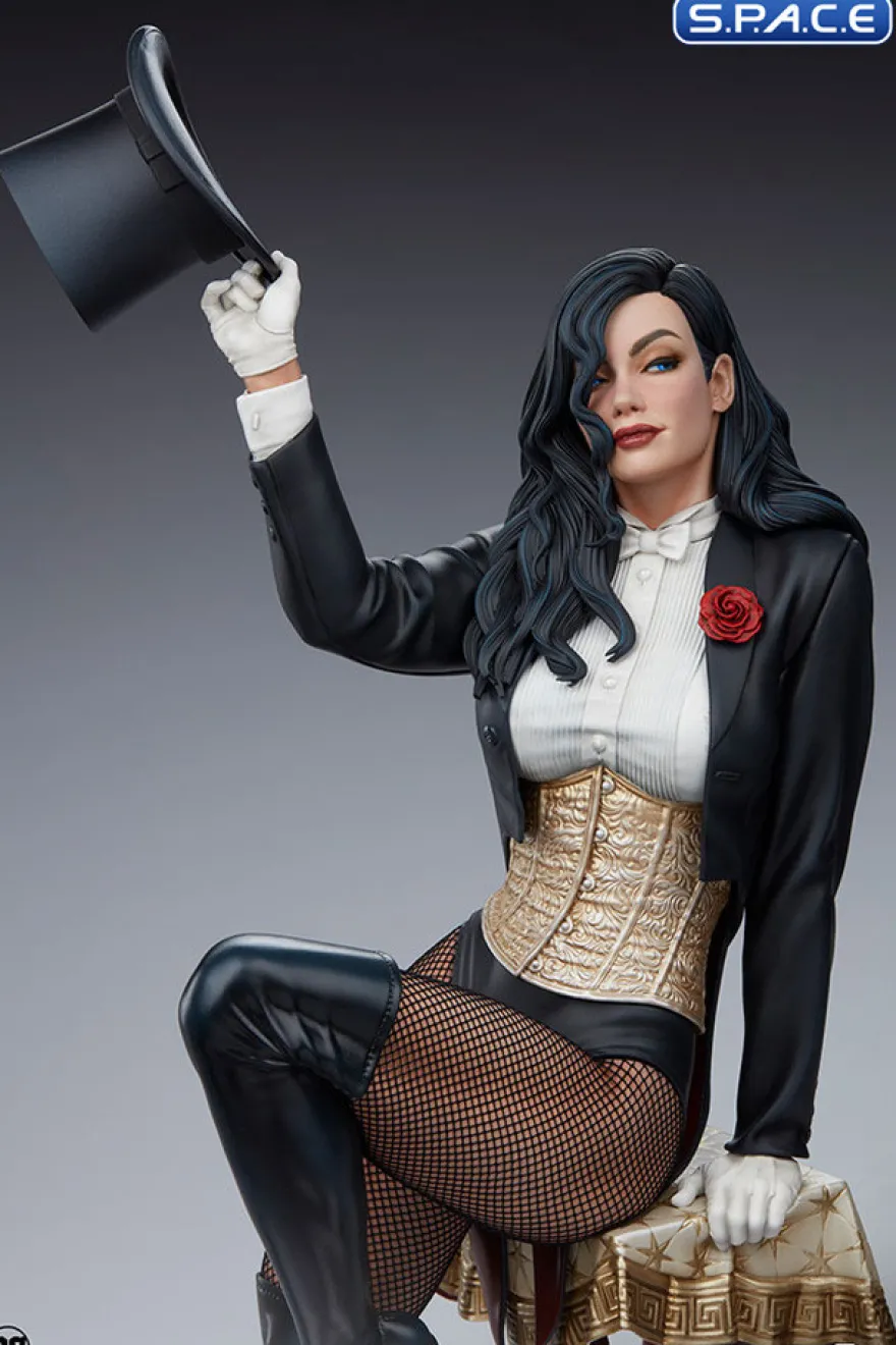 Zatanna Premium Format Figure