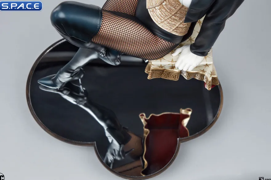 Zatanna Premium Format Figure